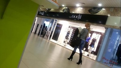 Lahe tibi supermarketis.